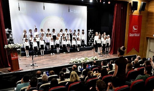 Bornova, eğitime takviyesiyle fark yarattı