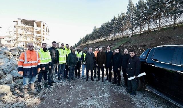 Büyükakın ‘Şehrin temposuna durmadan çalışarak yetişiyoruz’