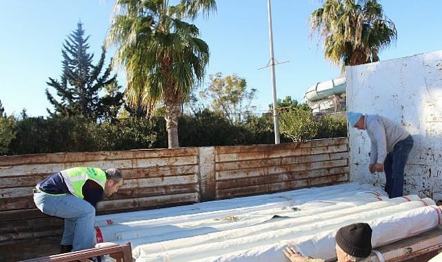 Büyükşehir Belediyesi’nden hortumdan ziyan gören üreticiye dayanak