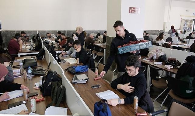 Büyükşehir Gençlik Meclisi’nden Final Haftasında Öğrencilere Takviye