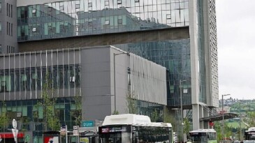 Büyükşehir, Şehir Hastanesi için ulaşım ağını genişletti: 14 yeni, direkt çizgi ile direkt ulaşım