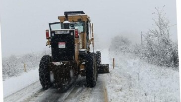 Canik Belediyesi’nden Karla Aktif Çaba