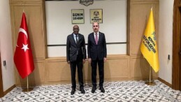 Cibuti Cumhuriyeti Ankara Büyükelçisi Abdillahi, Lider Altay’ı Ziyaret Etti