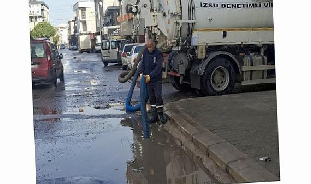 Çiğli Belediyesi Fırtına ve Sağanağa Karşı Seferber Oldu