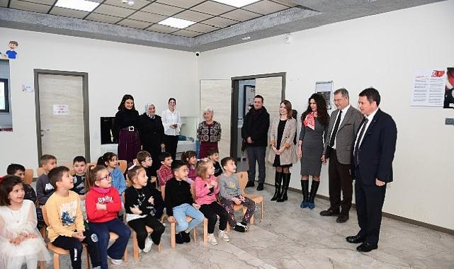 Çocukların Karnelerini Lider Erkan Aydın Verdi