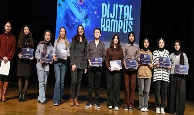 Dijital Kampüs’te yetişen 235 genç sertifikalarını aldı