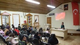 Doğal Hayat Parkı’nda çocuklara hayvan ve tabiat sevgisi aşılanıyor