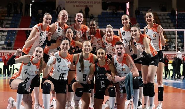 Eczacıbaşı Dynavit ikinci yarıya galibiyetle başladı