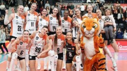 Eczacıbaşı Dynavit, ligde üst üste 9. galibiyetini aldı