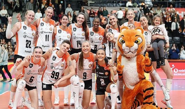 Eczacıbaşı Dynavit, ligde üst üste 9. galibiyetini aldı