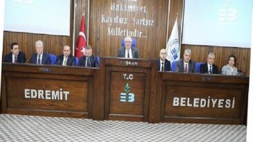 Edremit’te yılın birinci muhtarlar toplantısı yapıldı