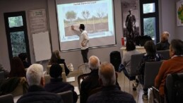 Efes Selçuk’ta Zeytin Budama Eğitimi Düzenlendi