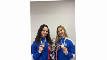 Ege Üniversitesi kick boksta tepede