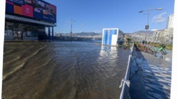 Fırtına duvarı Kordon’u bu türlü korudu