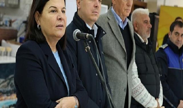 Foça Belediyesi Çalışanı Yeni Yıl Buluşmasında Bir Ortaya Geldi