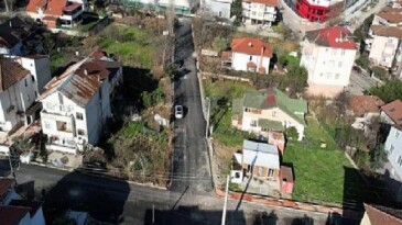 Gölcük’te 150 cadde ve sokakta hummalı çalışma