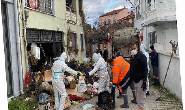 Görükle’de iki katlı çöp mesken temizlendi
