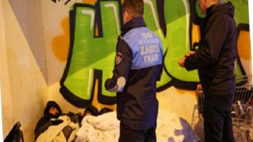 Hava soğuk lakin kimse yalnız değil