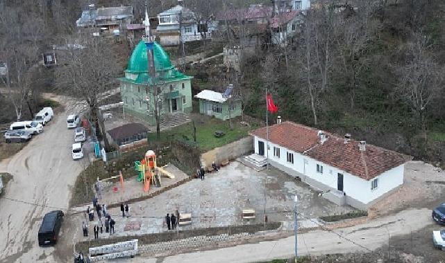 İnegöl Belediyesi’nden İclaliye Mahallesinde Meydan Düzenlemesi