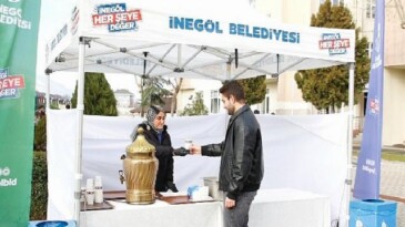 İnegöl Belediyesi’nden Öğrencilere Fiyatsız Çorba İkramı