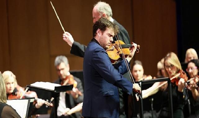 İngiliz viyola virtüözü Timothy Ridout İDSO sahnesinde!