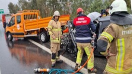 İtfaiye takımlarından zincirleme trafik kazasına süratli müdahale