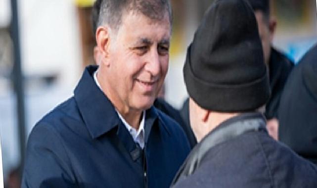 İzmir’de emekli yurttaşın imdadına Büyükşehir yetişiyor