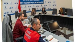 İzmir’de yağış sonrası hasar tespit ve müdahale çalışmaları devam ediyor