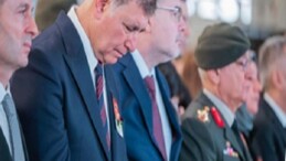 İzmir’in şehitleri Fethi Sekin ve Musa Can unutulmadı