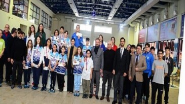 Kahramankazan’ın Genç Kulaçları Madalyaları Topladı!