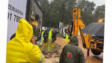 Kemer Belediyesi aralıksız çalışıyor