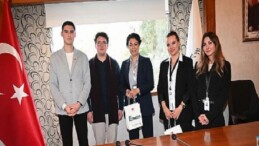 Kemer Belediyesi Gençlik Meclisi’nden LÖSEV’le iş birliği