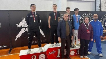 Kemer Belediyesi Karate grubundan büyük muvaffakiyet