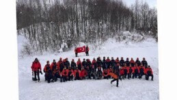 Kuvvetli kış koşullarında saniyelerle yarışıldı