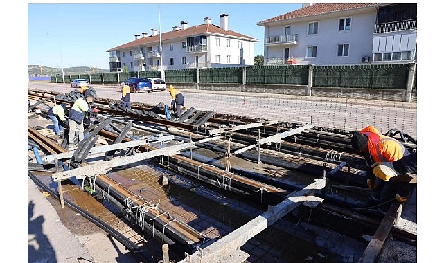 Lider Büyükakın: “Raylı sistemde kapasiteyi daima artırıyoruz”