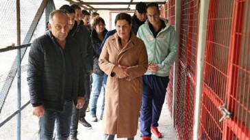 Lider Fıçı hayvanseverlerle buluştu: Can dostlarımız yalnız değil!