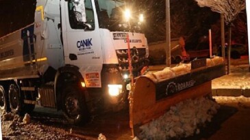 Lider Sandıkçı’dan Yerinde Takip: Canik’te 7/24 Karla Gayret