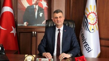 Lider Sezer, “Yeni Yıl Kutlu Olsun”
