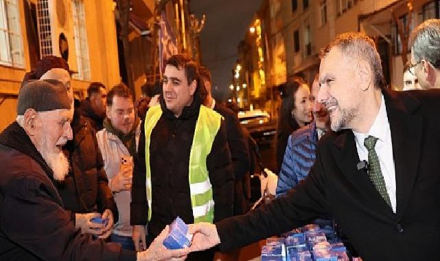 Lider Vekili Akın’dan kandil simidi ikramı