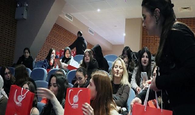 Maltepeli genç kızlara bağımlılık semineri ve hijyen eğitimi