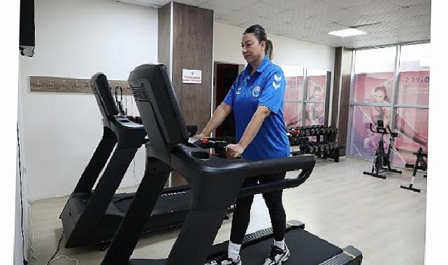Menderes Belediyesi’nden Bayanlara Müjde; Fitness Salonu Yenilendi
