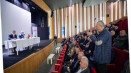 Muhtarlarla tahlil masası Kemalpaşa’da kuruldu