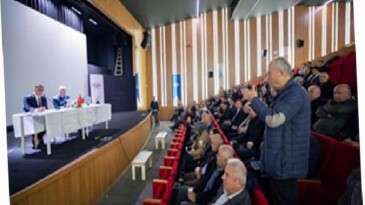 Muhtarlarla tahlil masası Kemalpaşa’da kuruldu