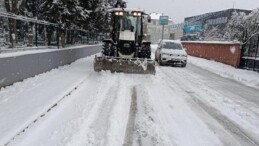 Nilüfer’de kar yağışına karşı kesintisiz mesai