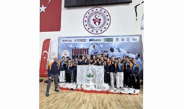 Osmangazili Karateciler Madalyaya Doydu