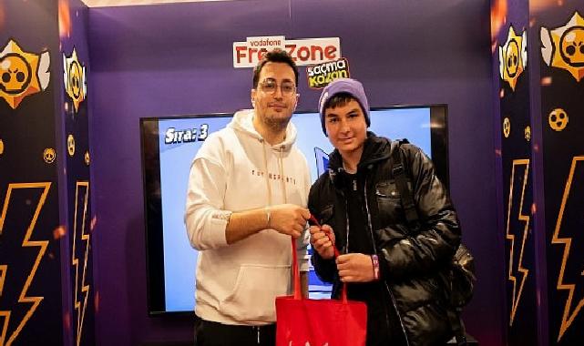 Oyunseverler Vodafone Mağazasında 5G Farkıyla Brawl Stars Oynadı