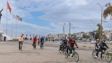 Pedallar, görme engellilerin kitaplara erişimi için çevrildi