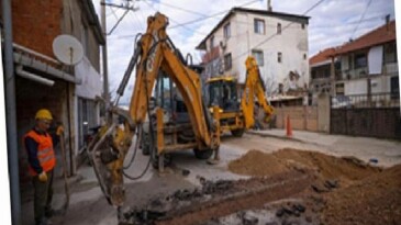 Sarnıç’ta içme suyu yatırımı süratle ilerliyor