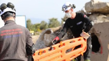 Seferihisar Arama Kurtarma (SAK) grubu afetlere karşı hazırlıklarını aralıksız sürdürüyor