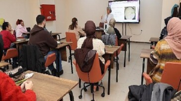 Tarım Akademisi birinci mezunlarını verdi